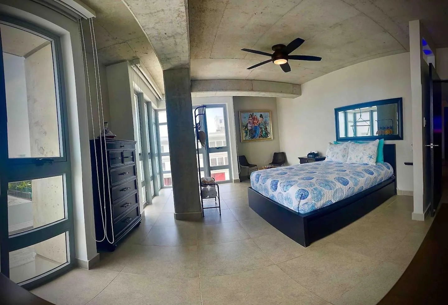 Spacious Loft-Sea View By Stay Here Pr contacts