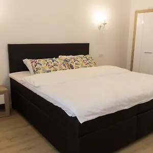 https://m-rooms.bucharesthotelsnow.com